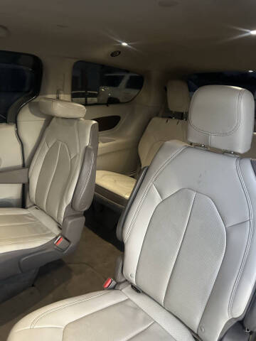 2018 Chrysler Pacifica Touring L