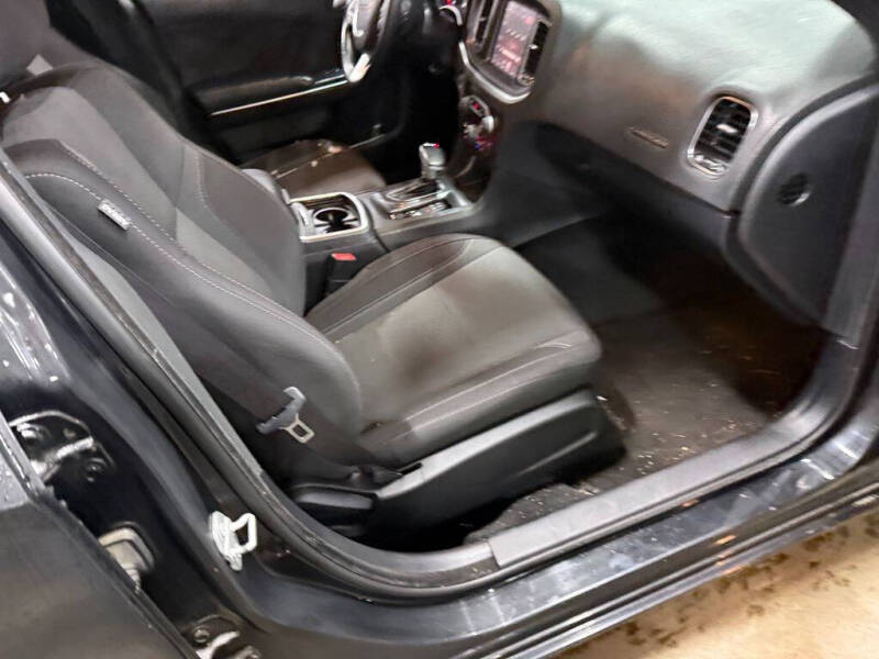 2015 Dodge Charger SXT