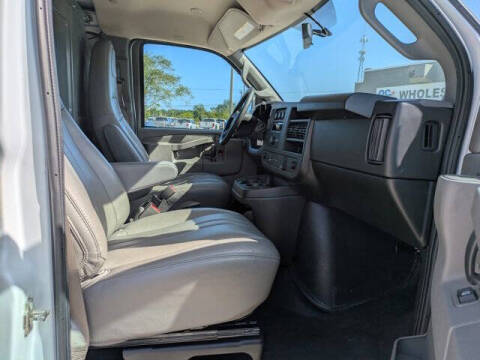 2023 Chevrolet Express 2500