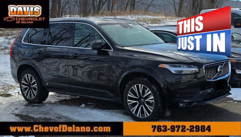 2022 Volvo XC90 T6 Momentum 7-Passenger