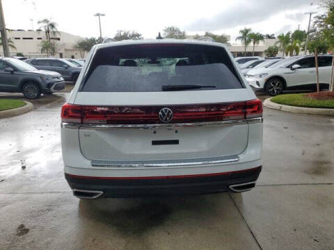 2024 Volkswagen Atlas SE