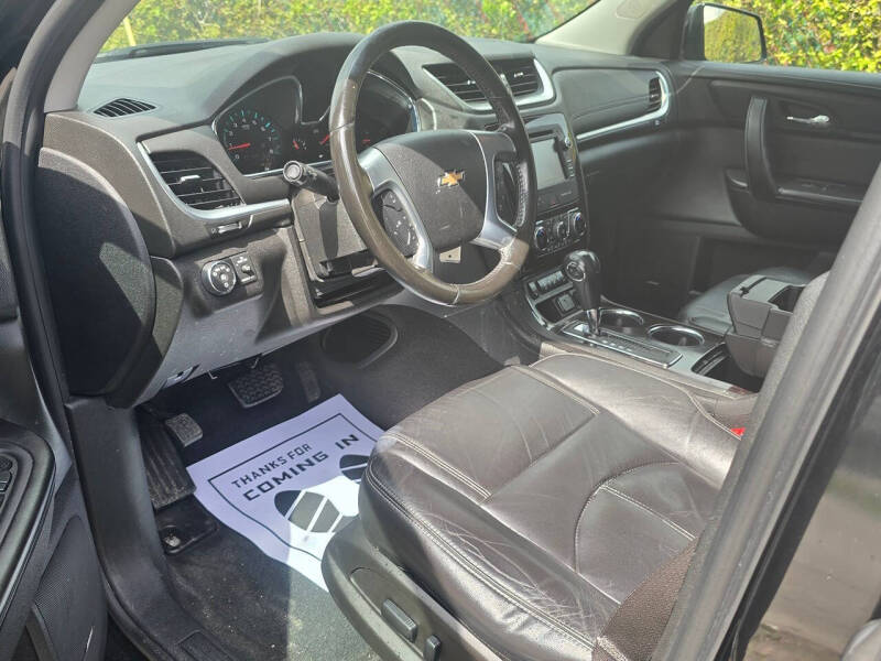 2017 Chevrolet Traverse LT