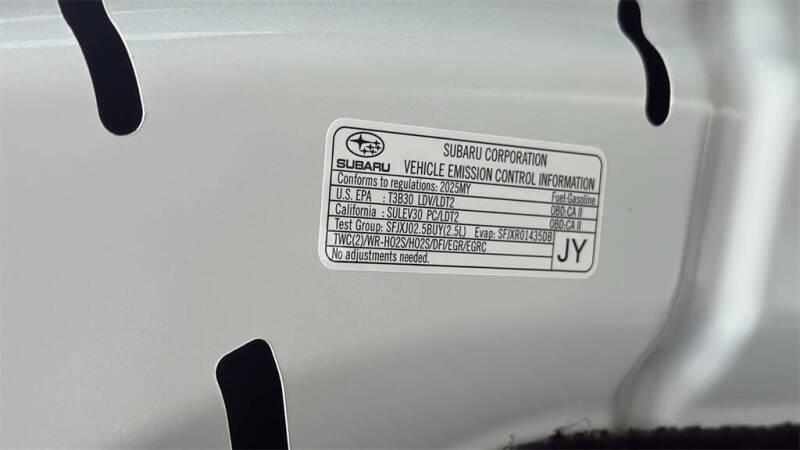 2025 Subaru Outback Premium