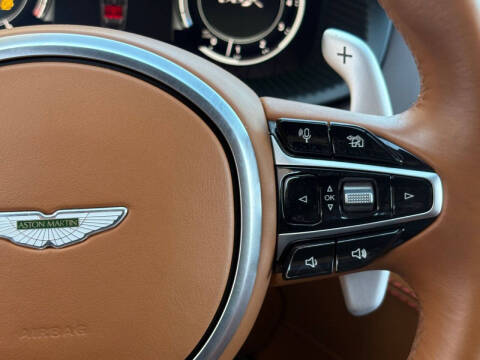 2021 Aston Martin DBX