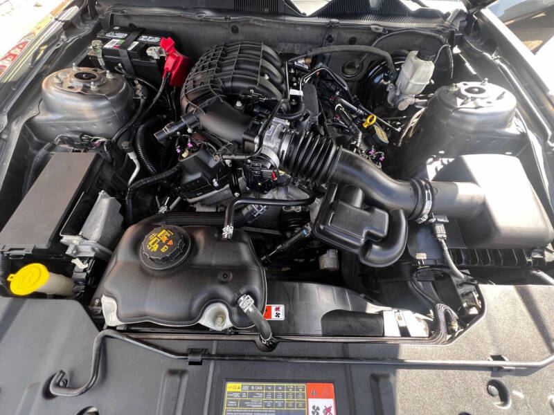 2014 Ford Mustang V6