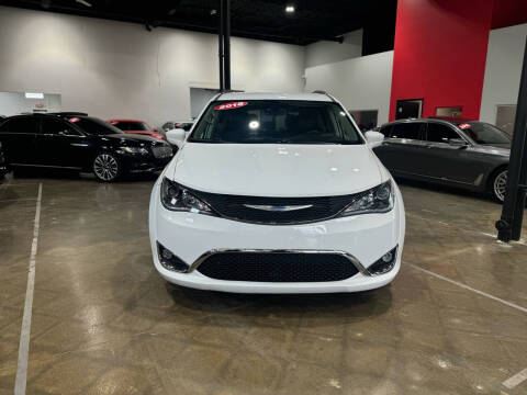 2018 Chrysler Pacifica Touring L Plus