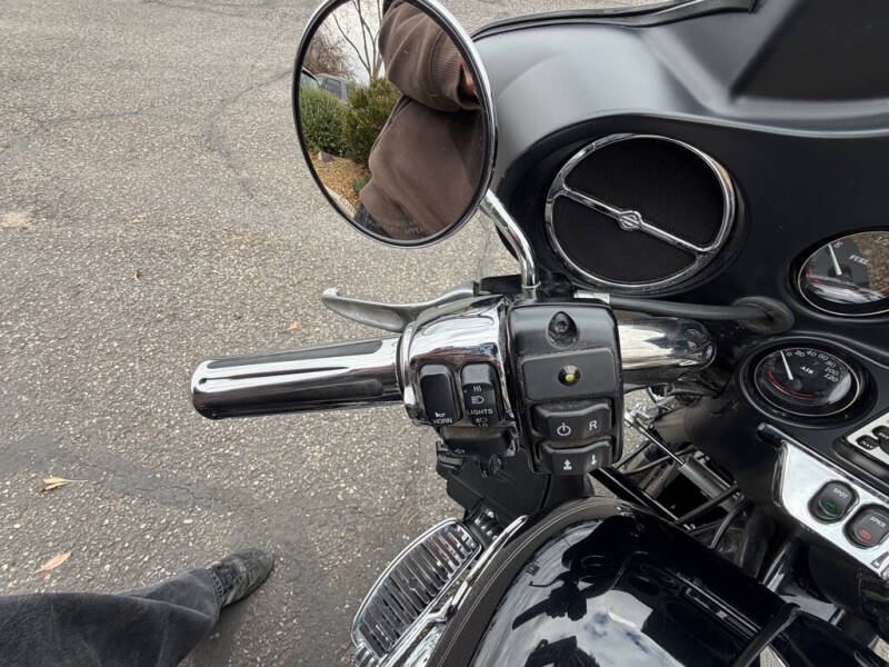 2013 Harley-Davidson TRIKE FLHTCUTG