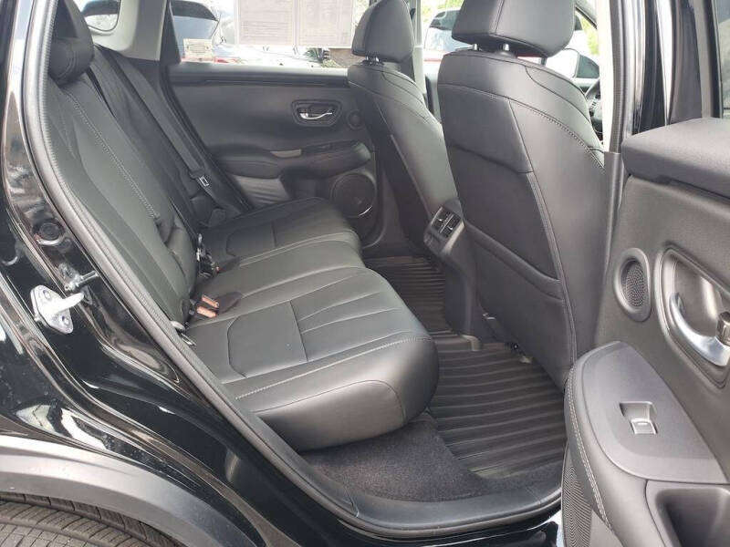 2025 Acura ADX
