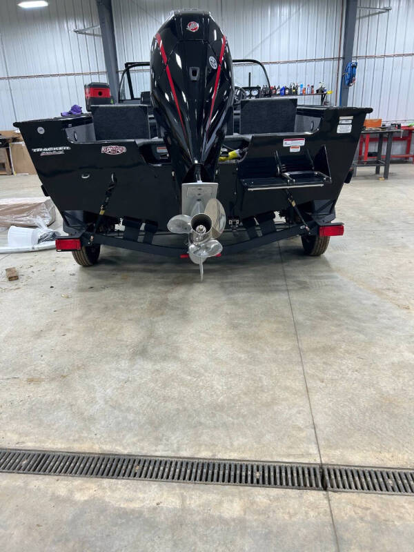 2025 Tracker TARGA 19 COMBO