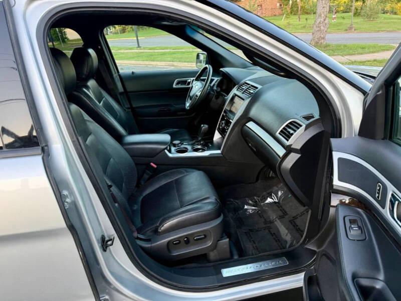 2011 Ford Explorer Limited