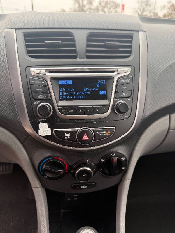 2017 Hyundai Accent Value Edition