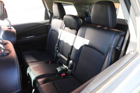 2020 Dodge Journey Crossroad