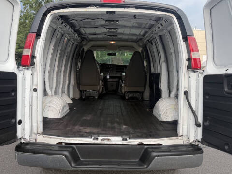 2016 GMC Savana 2500