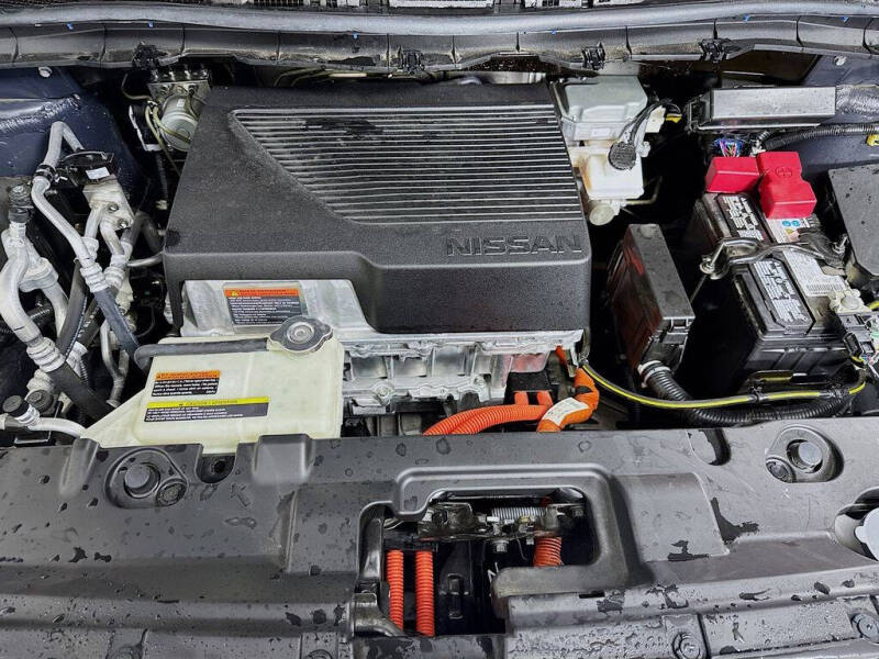 2022 Nissan LEAF SV PLUS