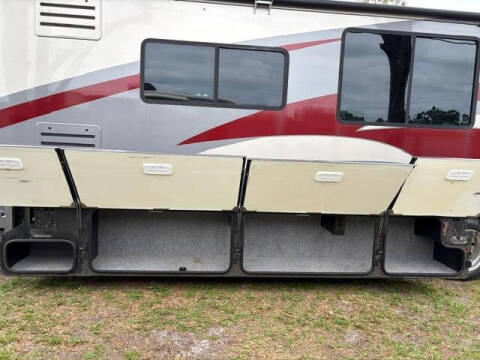 2008 Winnebago Adventurer