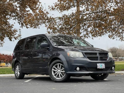 2014 Dodge Grand Caravan R/T