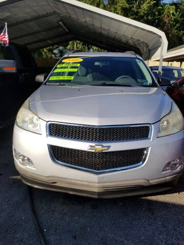 2009 Chevrolet Traverse for sale at Superior Auto in Selma NC