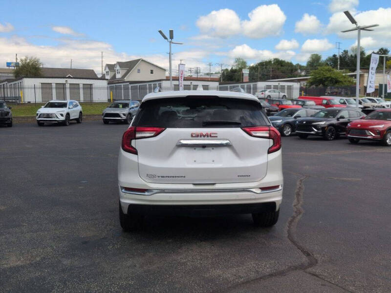 2022 GMC Terrain Denali