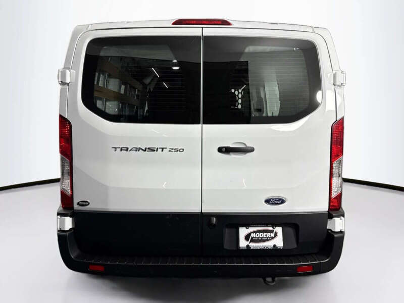 2025 Ford Transit