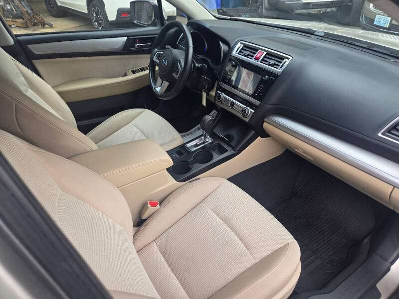 2016 Subaru Outback 2.5i Premium