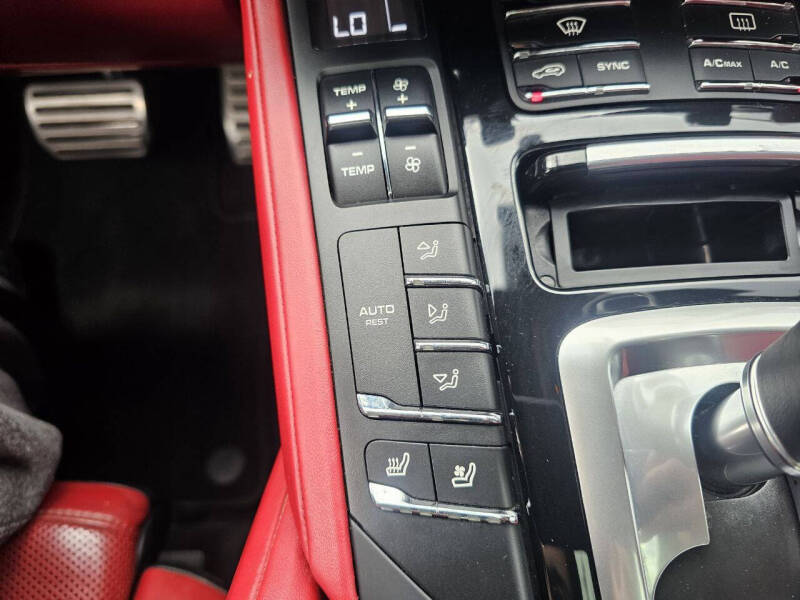 2017 Porsche Cayenne S