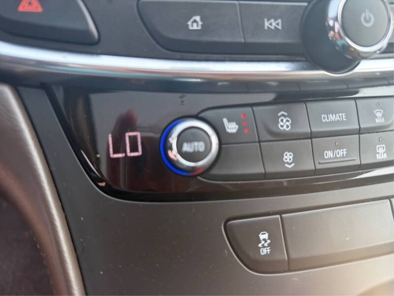 2017 Buick LaCrosse Essence