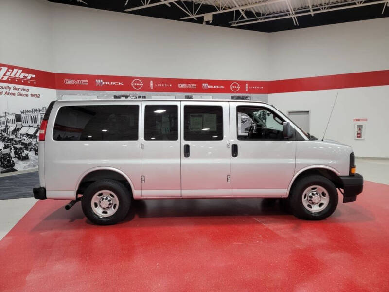 2017 Chevrolet Express LS 2500