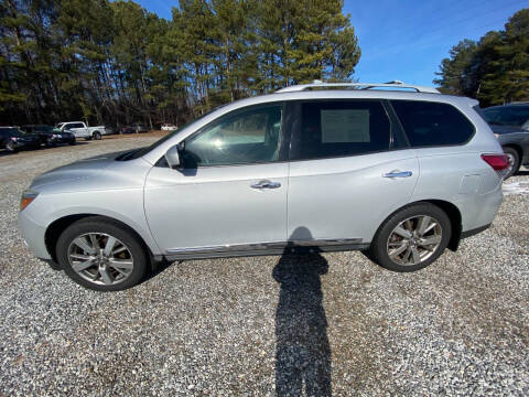 2013 Nissan Pathfinder SV