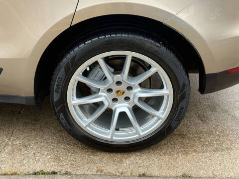 2018 Porsche Macan S