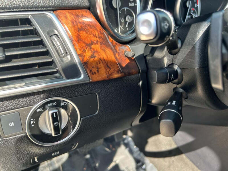 2014 Mercedes-Benz GL-Class GL 550 4MATIC