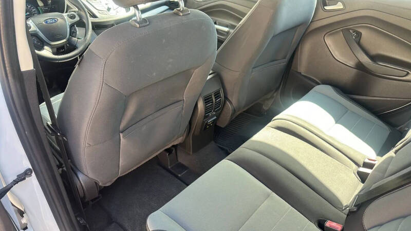 2015 Ford C-MAX Hybrid SE