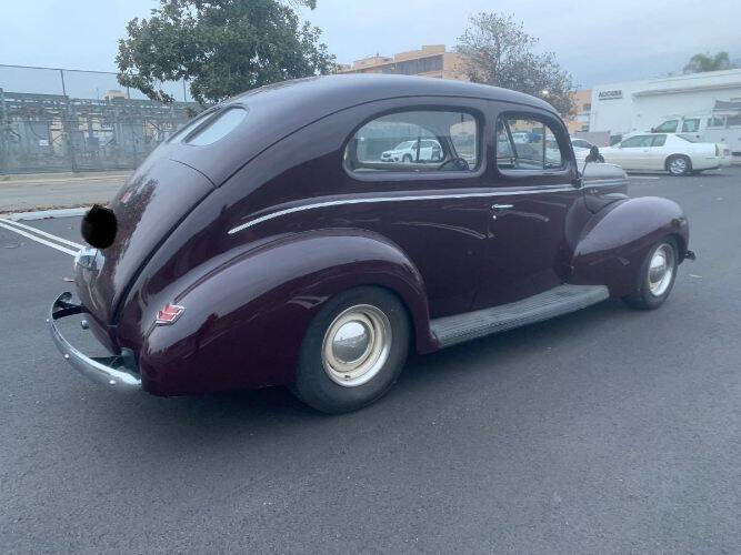 1940 Ford Deluxe