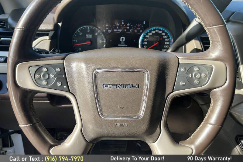 2017 GMC Yukon XL Denali