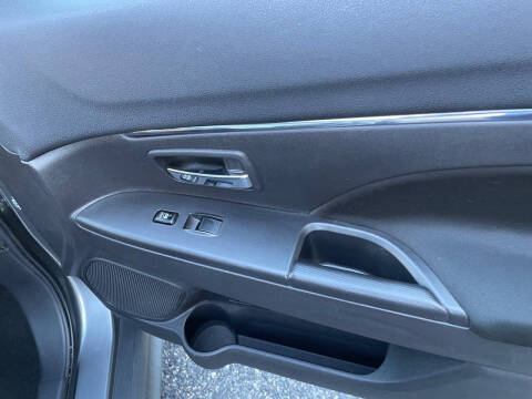 2013 Mitsubishi Outlander Sport SE