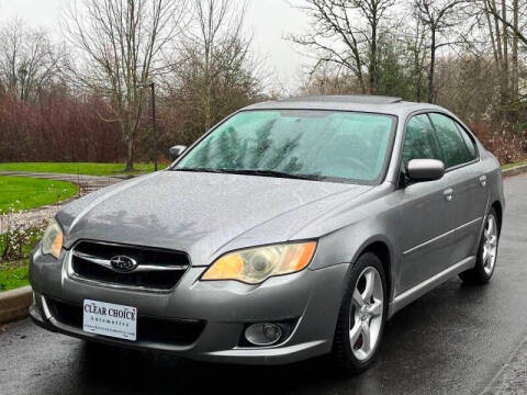 2008 Subaru Legacy for sale at CLEAR CHOICE AUTOMOTIVE in Milwaukie OR