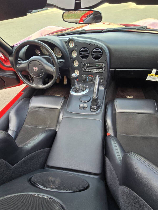 2003 Dodge Viper SRT-10