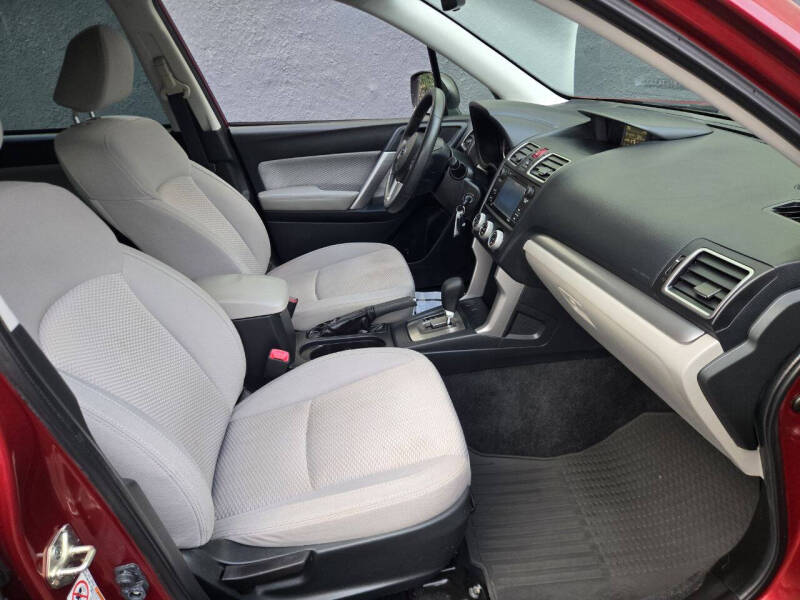 2017 Subaru Forester 2.5i