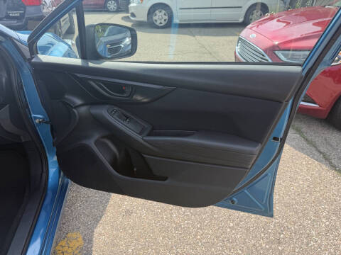 2017 Subaru Impreza 2.0i