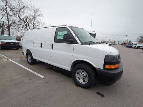 2025 Chevrolet Express 2500