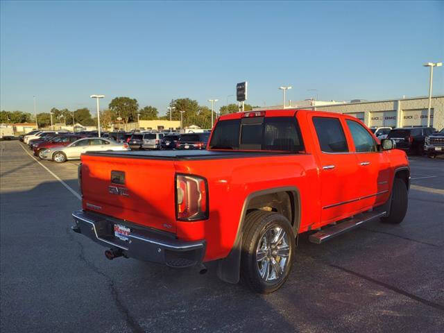 Used 2018 GMC Sierra 1500 SLT with VIN 3GTU2NECXJG427243 for sale in Bourbonnais, IL