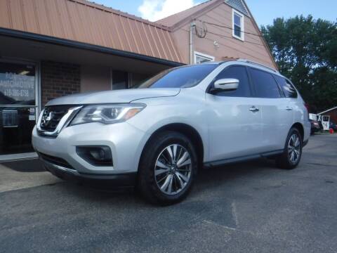 2018 Nissan Pathfinder for sale at Rob Co Automotive LLC in Springfield TN