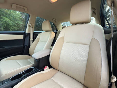 2017 Toyota Corolla LE