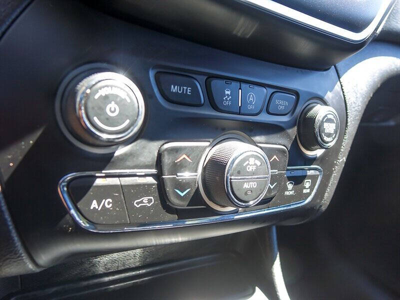 2019 Jeep Cherokee Trailhawk Elite