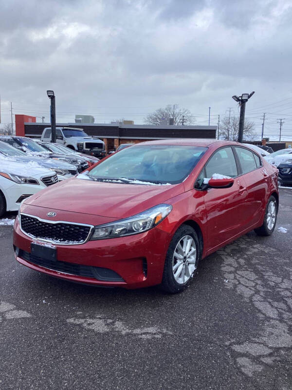 2017 Kia Forte S photo 22