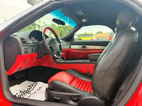 2003 Ford Thunderbird