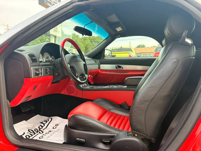2003 Ford Thunderbird