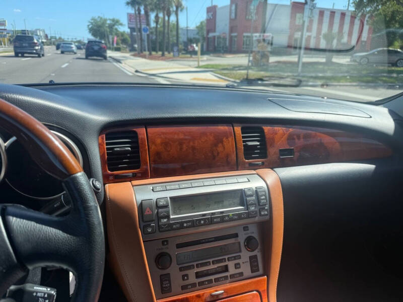 2005 Lexus SC 430