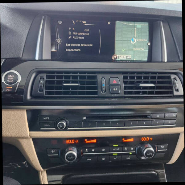 2016 BMW 5 Series 528i