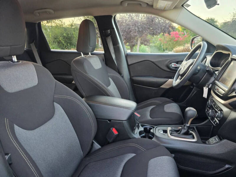 2018 Jeep Cherokee Latitude