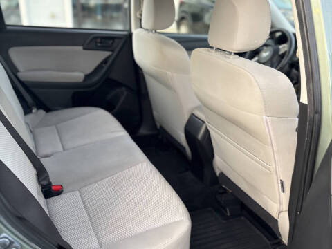 2015 Subaru Forester 2.5i